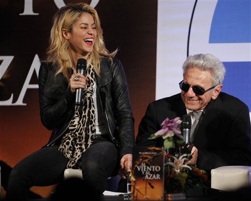 SHAKIRA-PADRE LIBRO