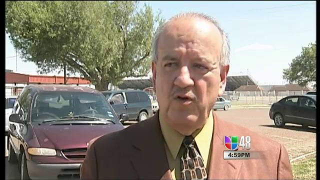 Guardia Lesionado Tras Pleito entre Estudiantes en una Escuela en Donna