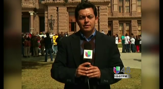 Miles Marchan Al Capitolio De Texas, Piden Reforma Migratoria