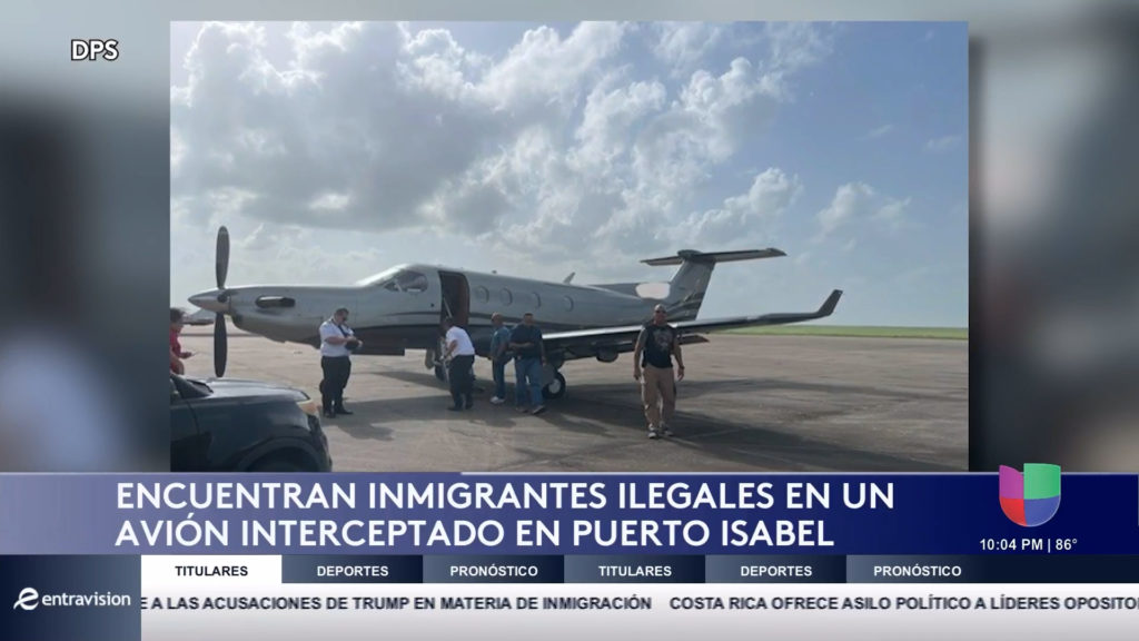 Interceptan Avión con Ocho Inmigrantes Indocumentados Cerca de Puerto Isabel