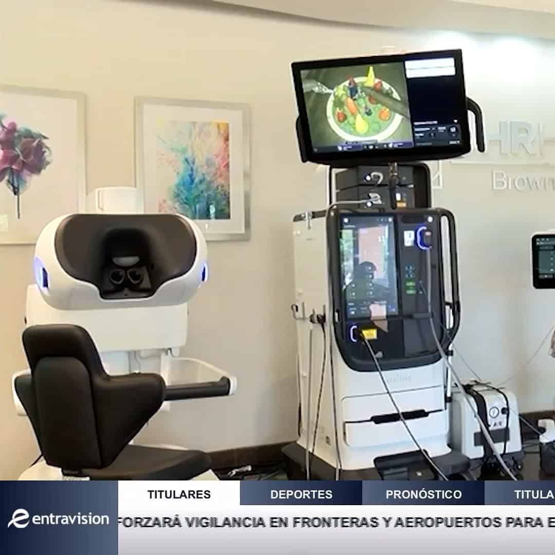Hospital en Brownsville Presenta Revolucionario Sistema Quirúrgico Robótico Da Vinci 5