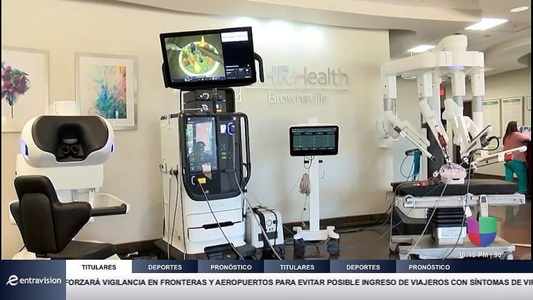 Hospital en Brownsville Presenta Revolucionario Sistema Quirúrgico Robótico Da Vinci 5