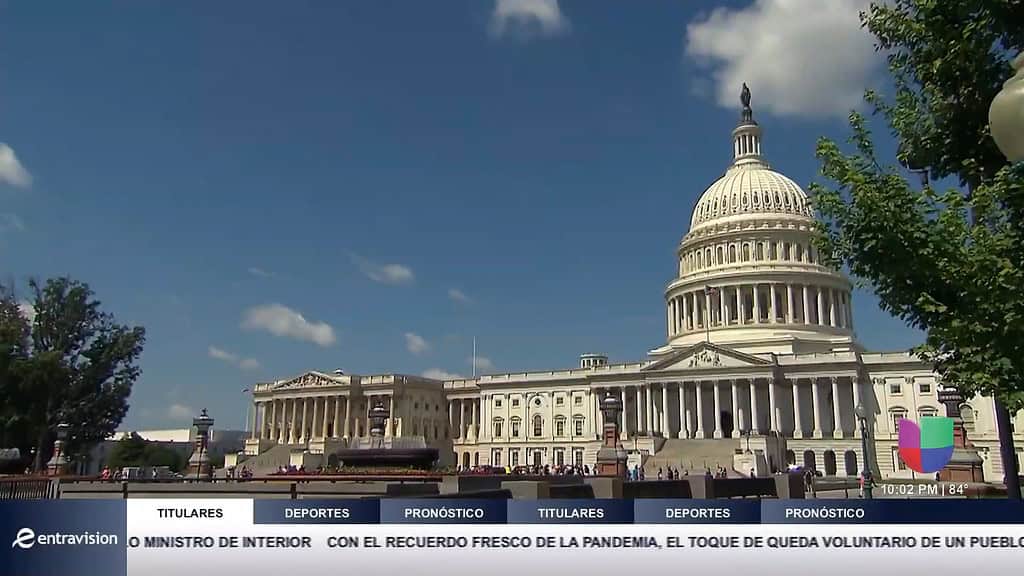 Juez de Texas Bloquea Temporalmente el Programa “Parole in Place” para Cónyuges de Ciudadanos