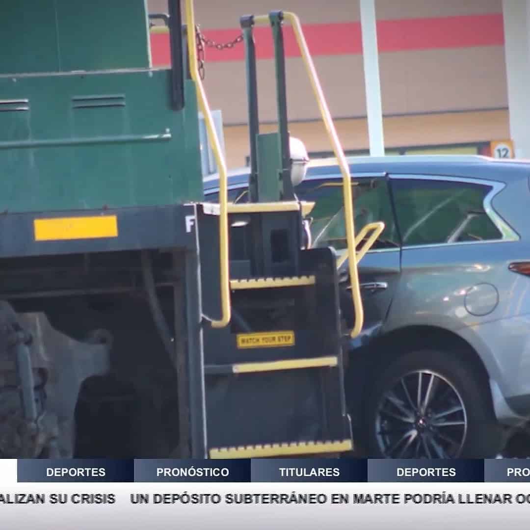 Milagro en Mission: Vehículo Es Arrollado por un Tren, pero Ocupantes Logran Salir a Tiempo