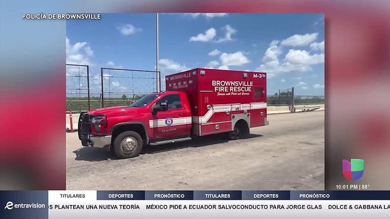 Hombre Roba Ambulancia y Huye a México: Policía de Brownsville Solicita Ayuda
