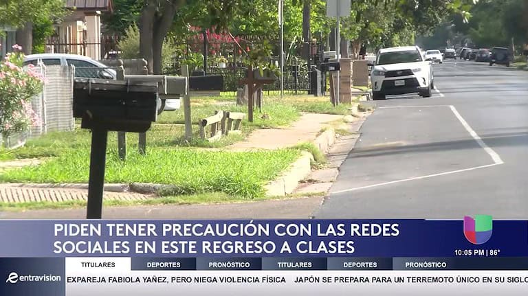 Peligros en Redes Sociales: Autoridades Advierten sobre la Publicación de Información Personal en el Regreso a Clases