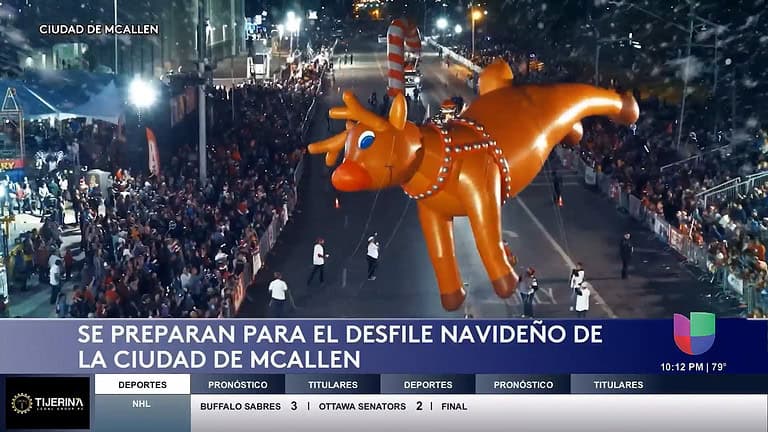 McAllen Presenta Desfile Navideño con Bob Esponja y Ex Estrella de los Dallas Cowboys