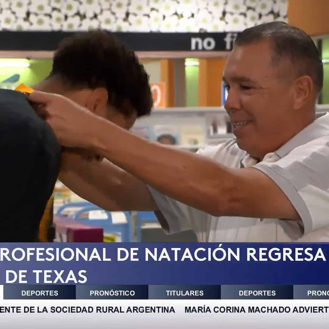 Shaine Casas, Atleta Internacional de McAllen, Inspira a la Comunidad en Visita a la Biblioteca Local