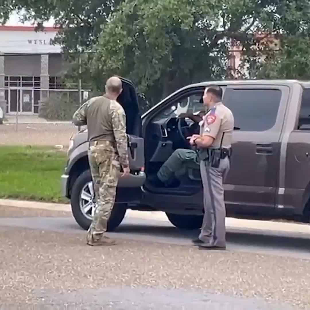Tiroteo en Weslaco Involucra a Oficial y Deja un Muerto: Investigan las Causas