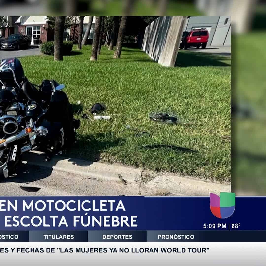 Oficial de Brownsville Sufre Accidente Durante Escolta Fúnebre: Autoridades Instan a Manejar con Precaución