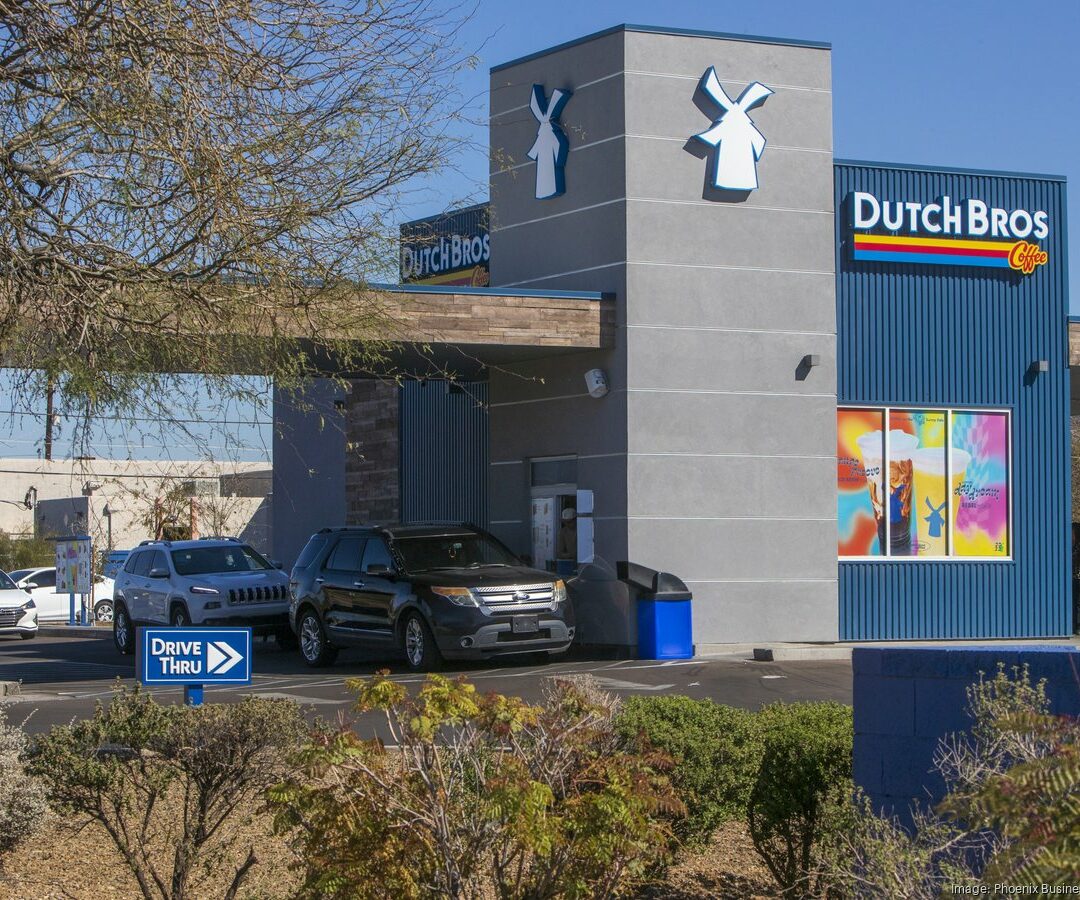 South Texas Health System Children’s Recibe Donación de $10,665 de Dutch Bros para Apoyar el Programa Child Life