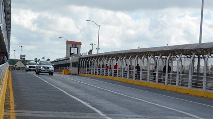 Aumentan tarifas de peaje en los puentes de cruce internacional de Hidalgo y Pharr