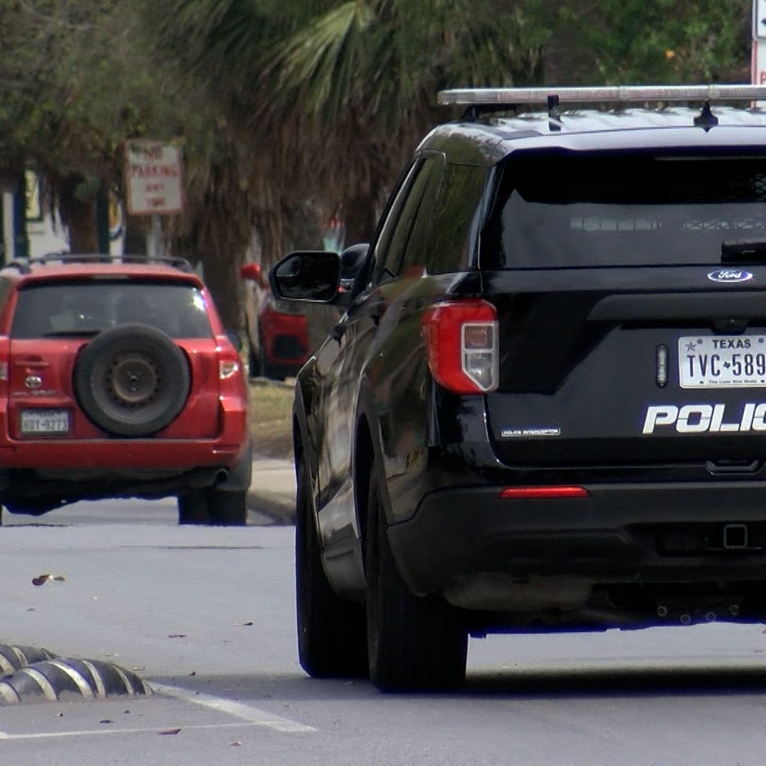 Arrestan a cuatro menores en Brownsville por posesión de vehículo robado