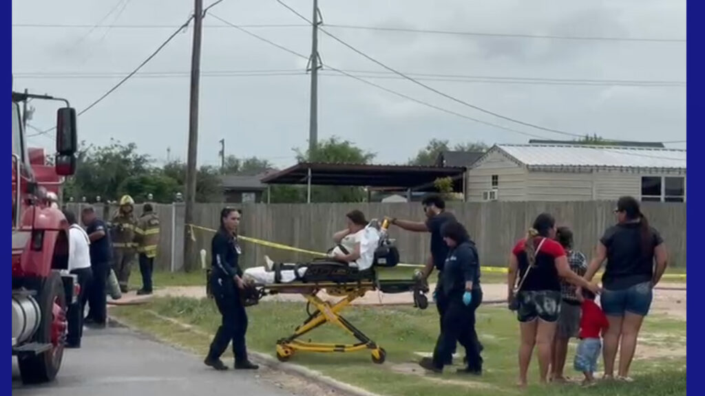 Se registra incendio en Donna, una madre embarazada y sus cuatro hijos pierden su hogar