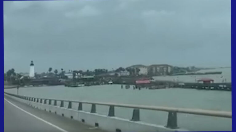 Recomiendan medidas de seguridad para vacacionistas en la Isla del Padre Sur