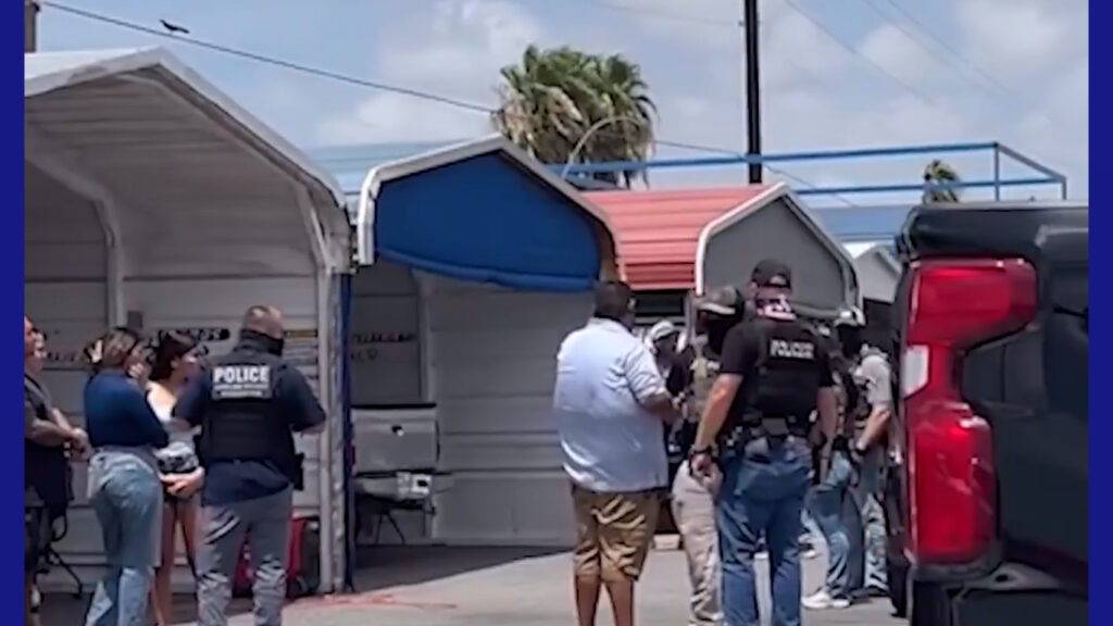 Operativo de ICE en la pulga de Álamo termina con seis arrestos