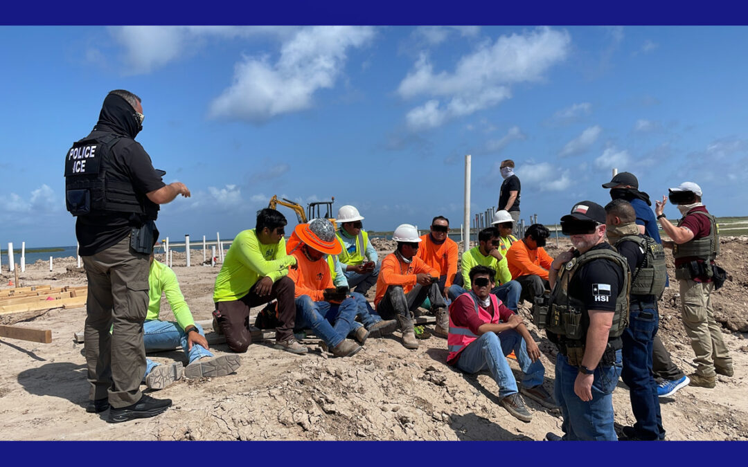 ICE detiene a 25 migrantes durante operativo en sitios de construcción en el Valle del Río Grande