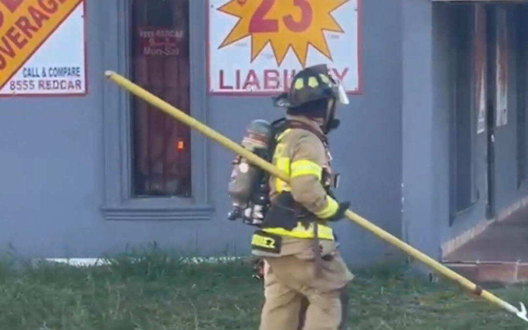 Controlan incendio en edificio comercial de Weslaco no se reportan heridos