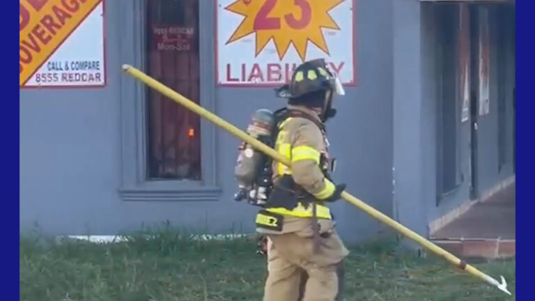 Controlan incendio en edificio comercial de Weslaco no se reportan heridos