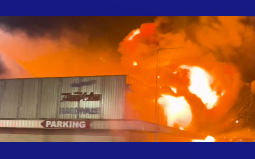 Incendio en Harlingen: Ferretería Johnny’s True Value devastada por las llamas