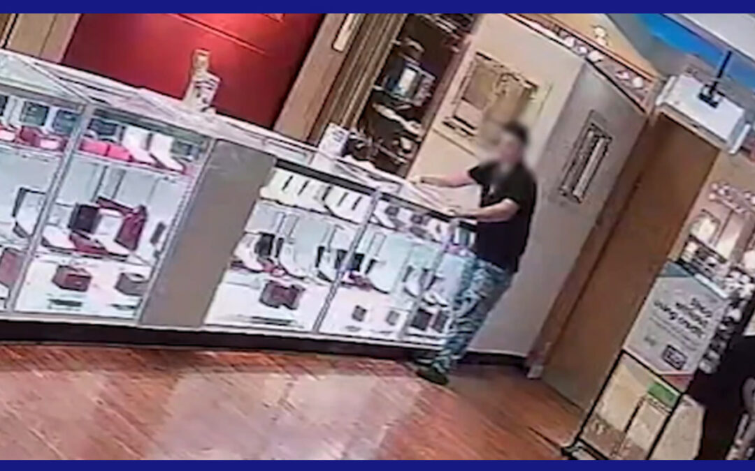 Joyería en McAllen pide ayuda para identificar a sospechosos de robo, aunque el artículo ya fue devuelto