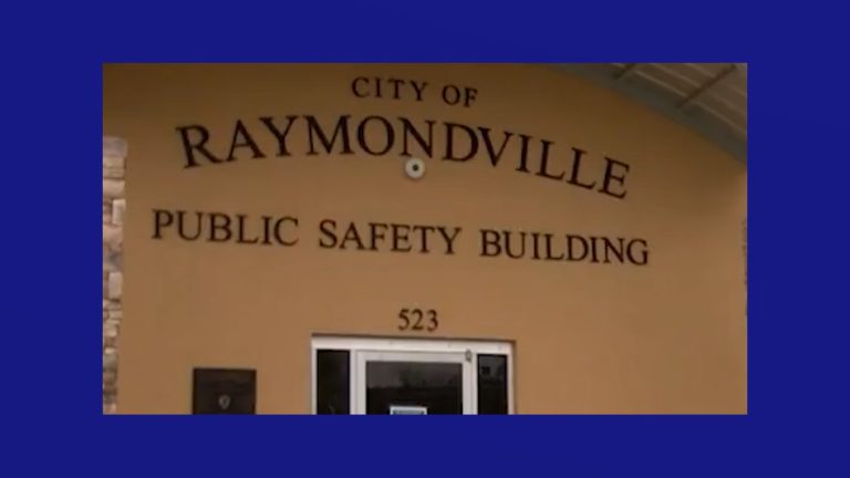 Apuñalamiento en Raymondville: Tres hombres arrestados