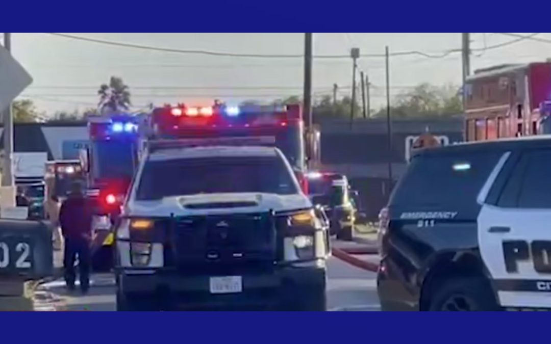 Incendio en Pharr: Bomberos Contienen Fuego en Casa Móvil