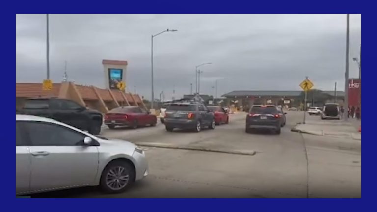 Tráfico en los Cruces Fronterizos: Largas Esperas en la Frontera