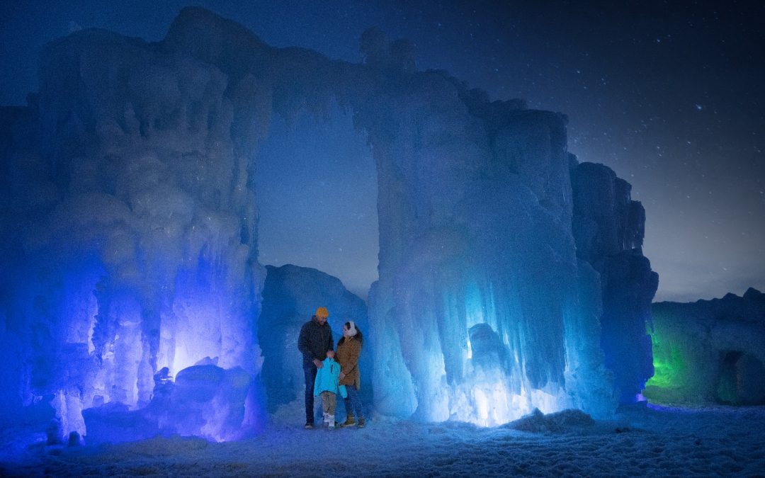 Ice Castles en Cripple Creek: La Apertura Retrasada por Temperaturas Inusuales