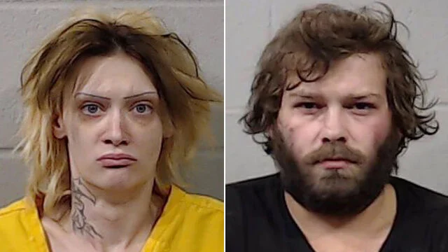 Mujer enfrenta cargos de asesinato por la muerte de su hijo en Wichita