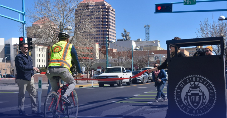 Bicicletas Fantasma: Un Llamado a la Seguridad Vial en Albuquerque