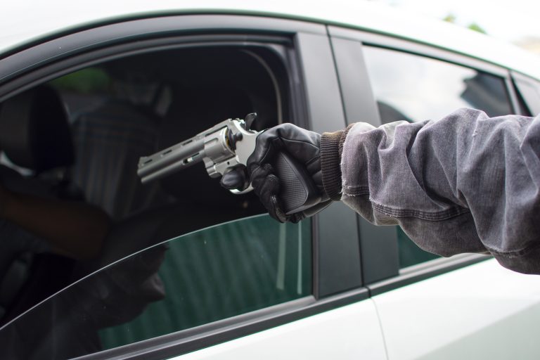 Robo de Autos Disminuye Más del 50% en Adams y Broomfield: Estrategias que Marcan la Diferencia