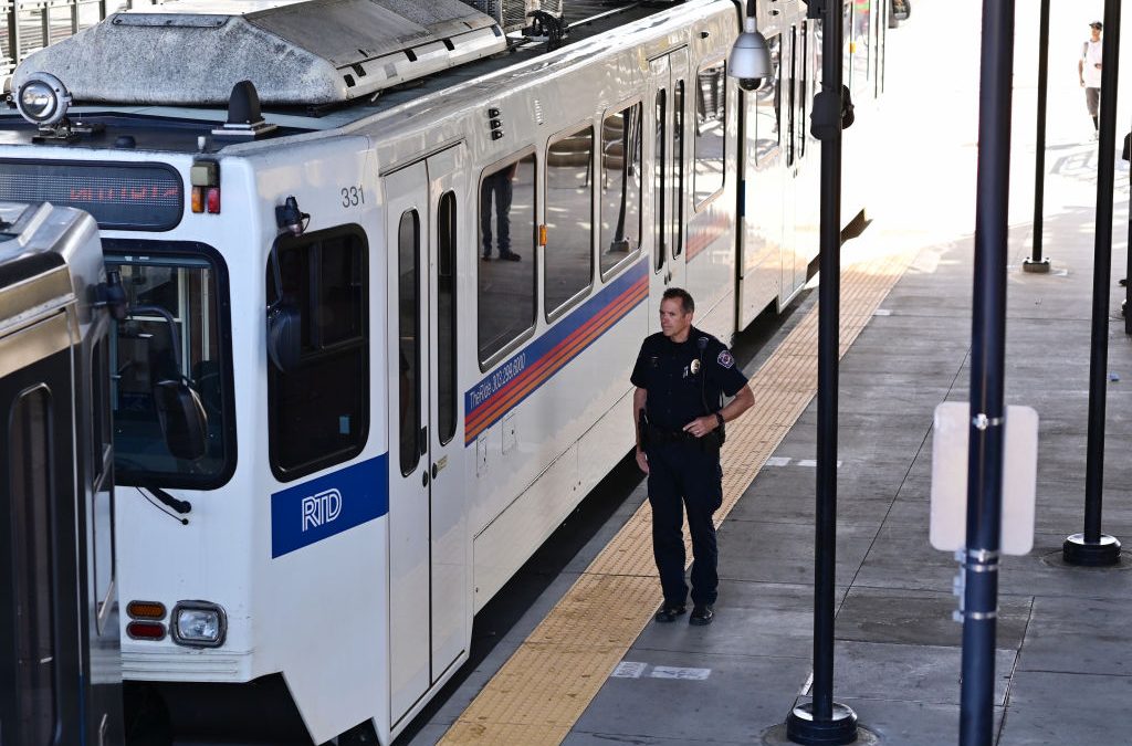 RTD enfrenta retrasos en el servicio hacia el Aeropuerto de Denver y suspende la W Line por cortes de energía
