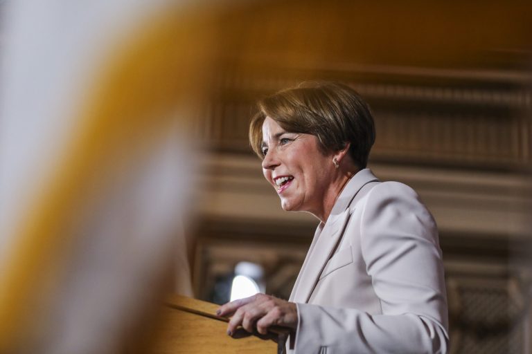 Massachusetts Implementa Plan de Emergencia para Asegurar Acceso a Alimentos Ante Suspensión de SNAP