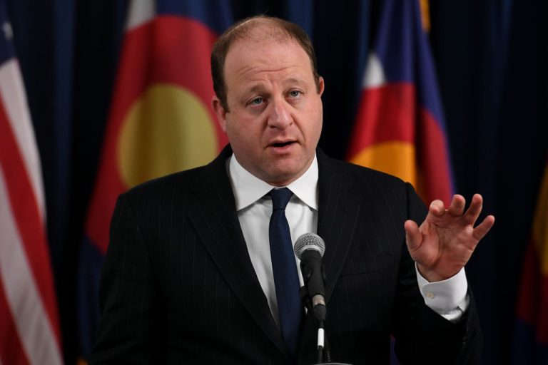 Gobernadores de Colorado Defienden el Programa SNAP ante la Casa Blanca Durante Cierre Federal