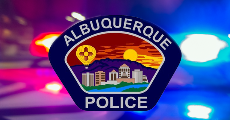 Accidente de Motociclista en el Bulevar Bridge de Albuquerque Deja a un Herido