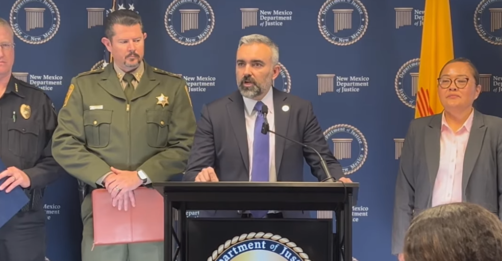 Nuevo México Establece un Centro de Inteligencia de Armas de Fuego para Mejorar el Rastreo de Armas en Crímenes