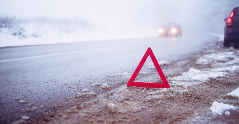 Recomendaciones para manejar de manera segura en carreteras congeladas en Odessa, Texas