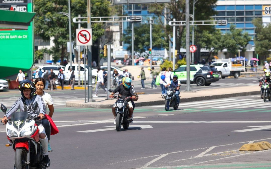 Hoy No Circula en CdMx y Edomex: Descubre qué autos descansan este 31 de diciembre de 2025