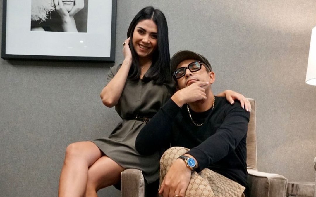 Capi Pérez y su esposa anuncian su segundo bebé: ¡Mira el video aquí!