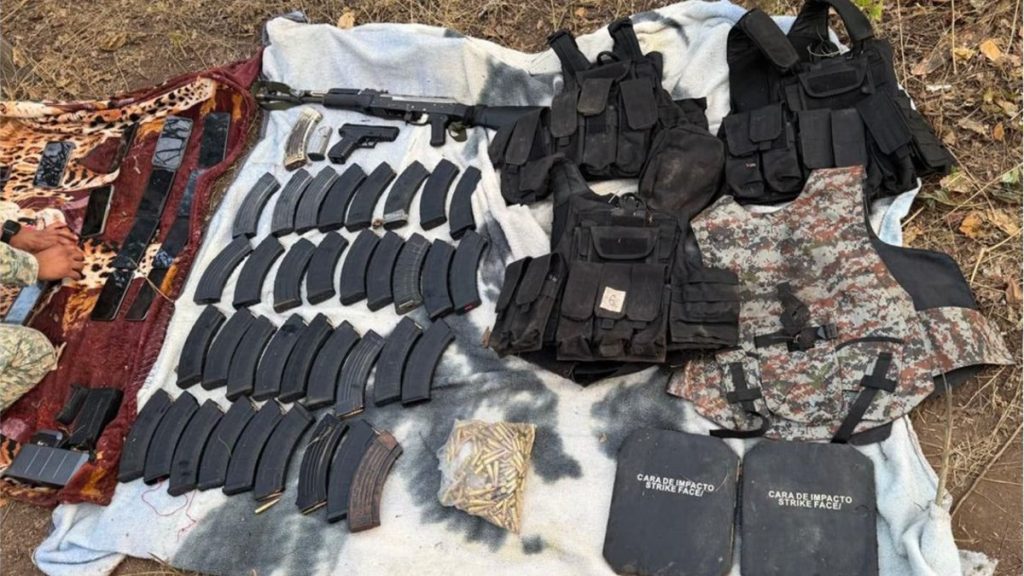 Sedena Despliega Operativo Militar en Colima y Michoacán: Se Detienen a 6 Individuos
