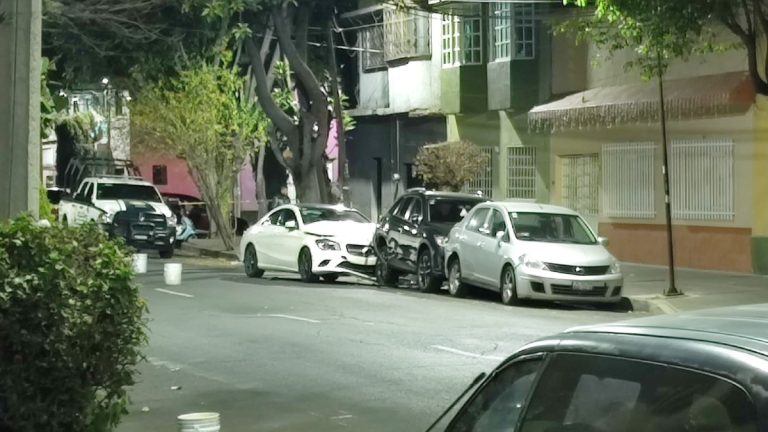 Atentado a Balazos en Venustiano Carranza: Conductor de Auto de Lujo Muere