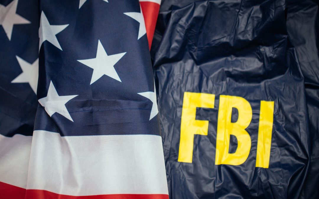 14 Oficiales, Incluyendo 2 Sheriffs, Arrestados en Redada del FBI por Corrupción Policial en el Narcotráfico