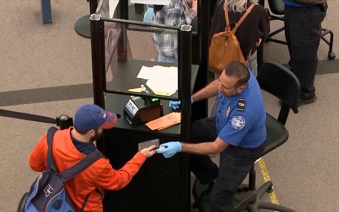 Deportación: ¿Cómo afecta la TSA a los pasajeros en vuelos?