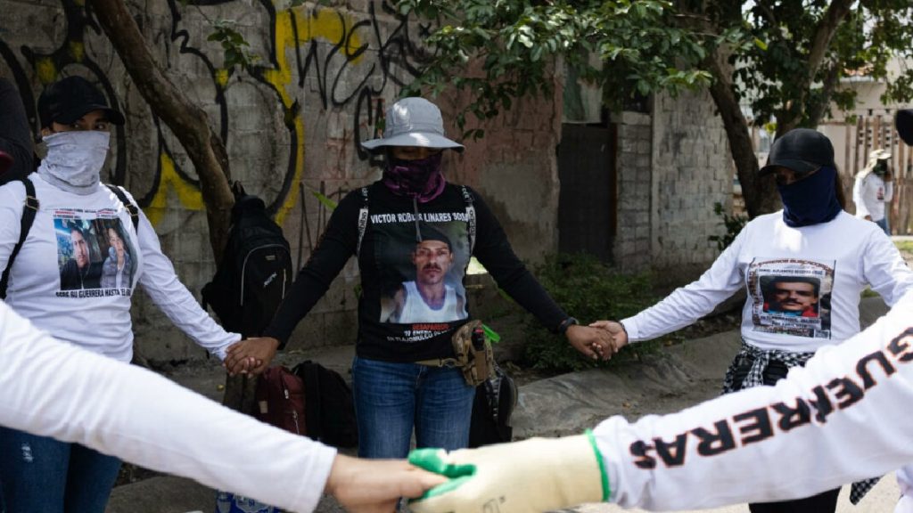 Los Guerreros Buscadores de Jalisco Encuentran Restos Humanos en Tlajomulco