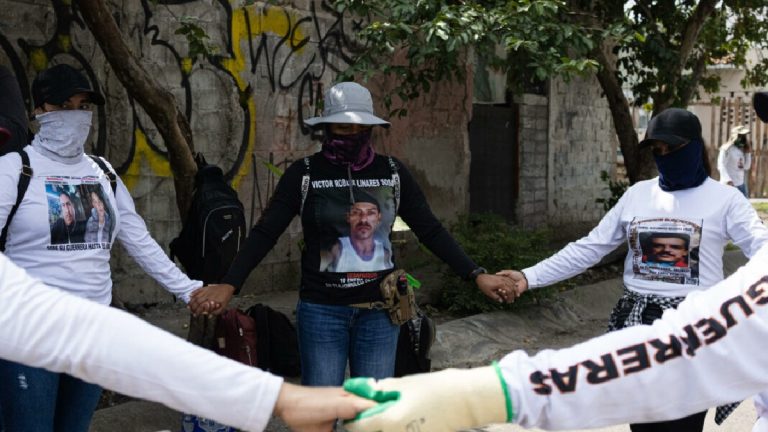 Los Guerreros Buscadores de Jalisco Encuentran Restos Humanos en Tlajomulco