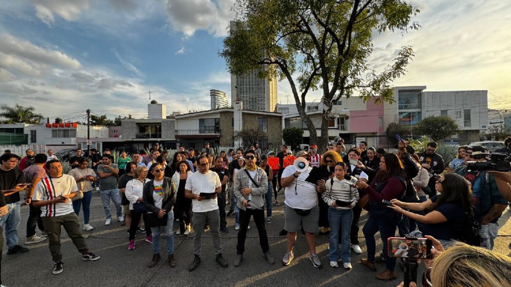 La FEU y Asociaciones Civiles Presentan Pliego Petitorio Contra el Aumento al Transporte Público en McAllen