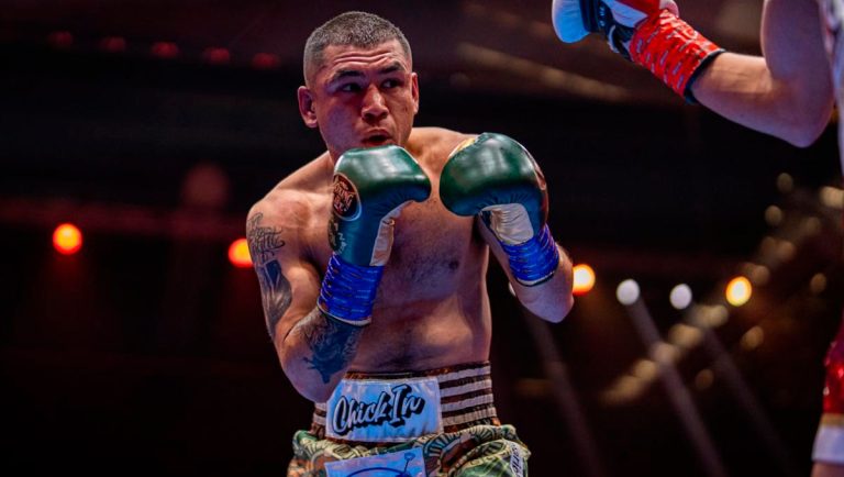 Logan Hernández Rompe el Silencio Sobre Su Caída Polémica en el Combate Contra Nakatani