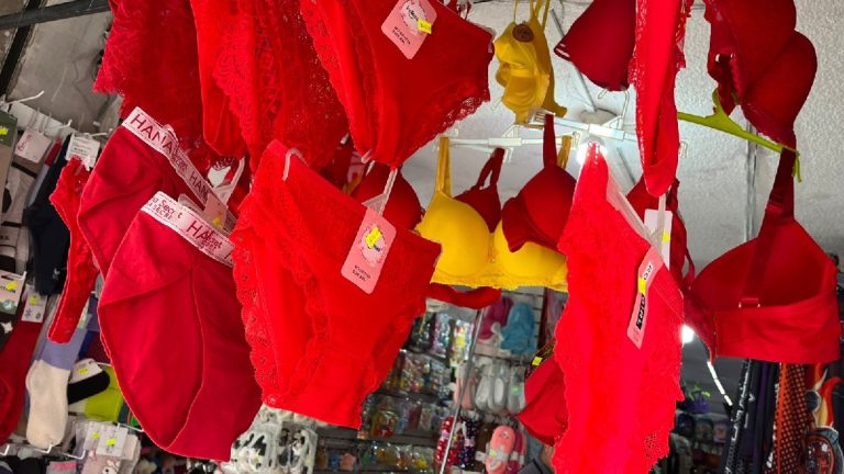Calzones de Colores: Un Ritual de Año Nuevo para el Amor y la Prosperidad