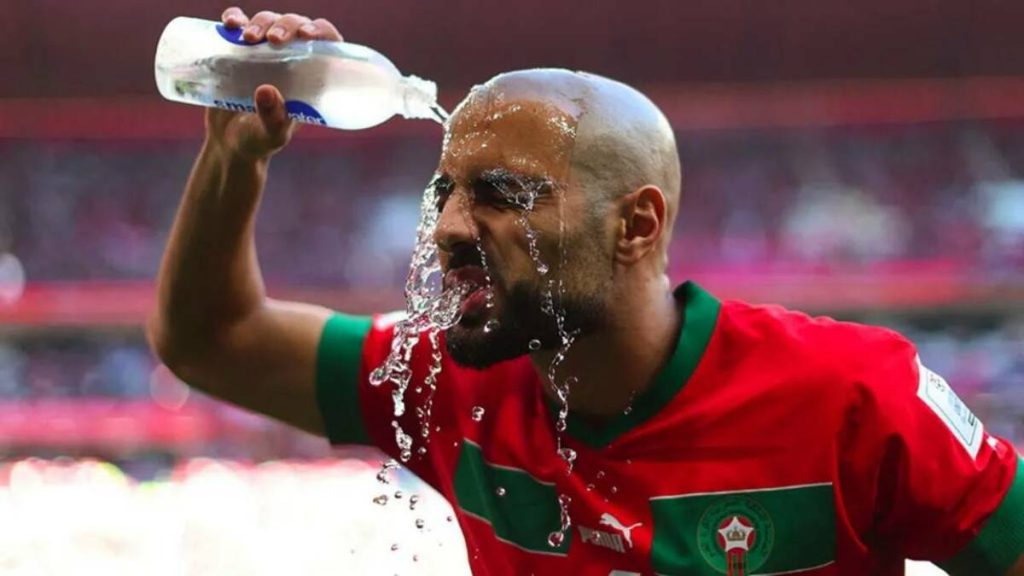 Mundial 2026: FIFA Implementa Nuevas Reglas para Pausas de Hidratación por Calor Extremo